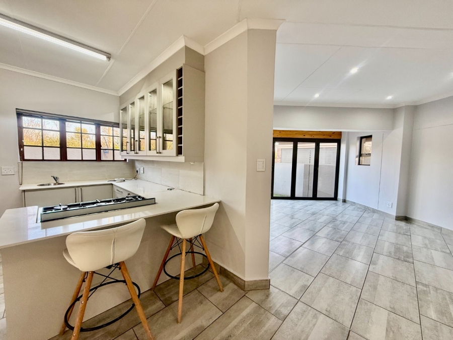 To Let 3 Bedroom Property for Rent in Melodie North West